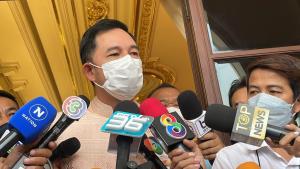 “อิทธิพล” เผยบ้านใหญ่ชลบุรี ยังไม่คุยทิศทางการเมือง รับตัวเองยังสถานะเดิมอยู่ พปชร.