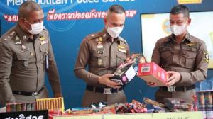 บช.น.จับกุมขายพลุ-ประทัด รับมือ ปชช.ร่วมงานลอยกระทง เฝ้าระวังเหตุซ้ำรอย “คุชราต-อิแทวอน”