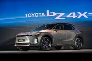 Toyota เปิด bZ4x ราคา 1,836,000 บาท  พร้อมจองออนไลน์ โควต้าไม่ถึง 50 คัน