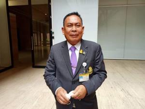 “สุรทิน” จี้ นายกฯ ยุบสภา ก่อนสิ้นปี มอง ส.ส.อยู่ไปไร้ประโยชน์ เชื่อตีตกร่าง กม.กัญชาฯ โวพรรคเล็กอุ้ม รบ.
