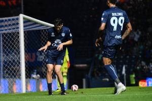 "ศุภชัย" ฮีโร่ยิงทดเจ็บ "บุรีรัมย์" เฉือน "ราชบุรี" 1-0 ไร้พ่ายปิดไทยลีกเลกแรก