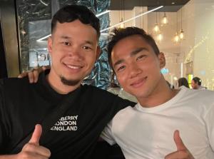 "ธนวัฒน์" ถ่ายรูปคู่ "ชนาธิป" ท่ามกลางข่าวลือโยกค้าแข้งไทยลีก