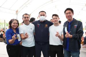 “นาที แม่ทัพภาคใต้” อ้อนชาวภูเก็ต ฝาก 3 หนุ่มภูมิใจไทยไว้รับใช้ เพื่อมาพัฒนาเมืองภูเก็ต