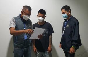 จับแก๊งทวงหนี้โหด ยกพวกบุก รพ.ชลบุรี รุมยำลูกหนี้ขณะนอนรักษาตัว