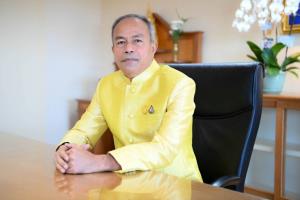 “สินิตย์” เผยส่งออกอัญมณี 10 เดือนเพิ่ม 37.38% พร้อมแนะบุกตลาดเอเชีย-ตอ.กลางเพิ่ม