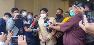 “วิษณุ” ชี้ “ดิสทัต” ไขก๊อกเอง รับ “พีระพันธุ์” นั่งเลขาน นายกฯ ไม่ได้เปรียบ ทุกยุคตั้งคนของพรรค