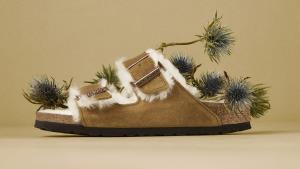 Arizona Shearling Suede Leather Mink 8,990 THB