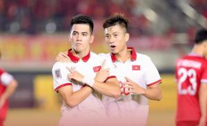 "เวียดนาม" ฟอร์มดุถล่ม "ลาว"  6-0 ประเดิมสามแต้มบอลอาเซียน