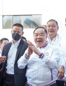 ปาดอีกแล้ว! “พี่ป้อม” ชิงลงพื้นที่เมืองสี่แคว 20 ม.ค.คาดไปกล่อม ส.ส. ก่อน “น้องตู่” เยือนปลายเดือน