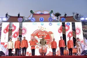นายกฯ อวยพรตรุษจีนแก่คนไทยเชื้อสายจีน ให้สุขสมหวัง ร่ำรวยตลอดปี เฉลิมฉลองตรุษจีนด้วยความสุข