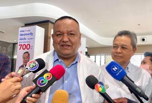 “สัมพันธ์” ปัดขวางบ้านใหญ่ “กูเซ็ง” คืน พปชร.แต่วางผู้สมัครครบแล้ว โว นราฯ กวาด ส.ส.ยกจังหวัด