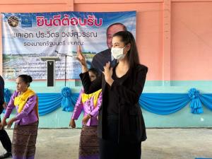 “เอ๋” โผล่รับ “ลุงป้อม” เยือนราชบุรี โชว์รูปคู่มือถือใช้มา 4 ปี ยังรักสุดในสามโลก ชี้ พปชร.ได้แค่ 1 ที่นั่ง
