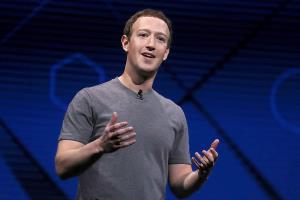 มาร์ค ซักเคอร์เบิร์ก CEO ผู้ก่อตั้ง Facebook