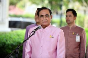 “ประยุทธ์” เร่ง “บัตรลุงตู่” ให้โอนเงินได้ใน 1 มี.ค.ยืนยันคุ้มครองข้อมูลผู้มีสิทธิ