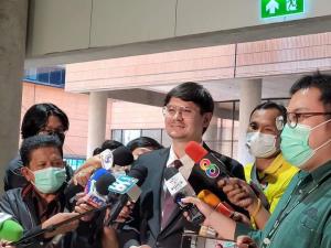 “โรม” ปูดไทยเทาพาทุนสีเทาเข้าเอี่ยว กมธ.กาสิโน ชง ป.ป.ช.ข้อมูล “ชูวิทย์” ชี้ “บิ๊กตู่” จงใจได้ประโยชน์ยาเสพติด