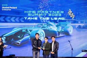 VSTECS รับ 2 รางวัล "Best Distributor of the Year 2022" จาก HPE