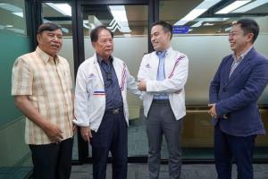 "เสี่ยติ่ง" พาลูกสาวส.ส. "ศิลัมพา" ซบรทสช. "เอกนัฏ" จ่อคุยบ้านใหญ่นราฯเชื่อกวาดหมดทุกเขต