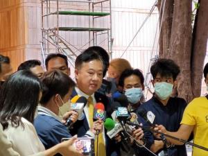 กมธ.วุฒิฯ ย่องส่งรายงาน “ส.ต.ท.หญิงโหด” ถึง “พรเพชร” โยนที่ประชุมใหญ่ ชี้ “สมชาย” อุบความลับ