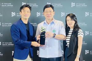 "หมอพร้อม" คว้ารางวัล Best Brand มียอดชมสูงสุดบน LINE VOOM