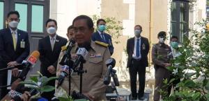 “ประยุทธ์” อุบวันยุบสภา ปัดไม่ใช่ 15 มี.ค.ขอรอราชกิจจาฯ บอกสื่อถามเก่งขึ้น แต่ไม่อารมณ์เสีย