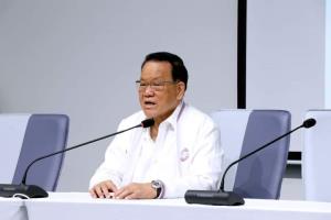 พปชร.ติวเข้มว่าที่ผู้สมัครเสริมอาวุธ ชูนโยบายเพื่อปชช.เน้นลงพื้นที่ทำได้จริง ชู "บิ๊กป้อม" นั่งนายกฯ
