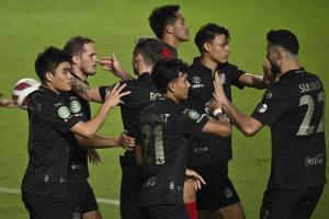 "บุรีรัมย์" เปิดบ้านไล่ตบ "แพร่" 5-2 คว้าตั๋ว 8 ทีม "ช้าง เอฟเอ คัพ"