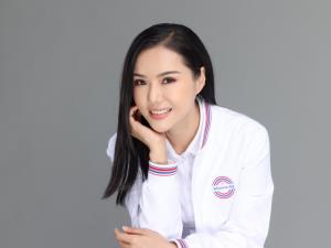 “ผึ้ง-เกณิกา”ทีมโฆษก พปชร.ชู “ลุงป้อม” คือนักปฏิบัติลงมือทำจริง แก้ปัญหาของ ปชช.ด้วยใจ พร้อมเปิดรับฟังคนรุ่นใหม่