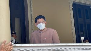 “วิษณุ” โยนถาม “พีระพันธุ์” เอง ปม กกต.ออกประกาศเตือนห้ามดึงสถาบันฯหาเสียง