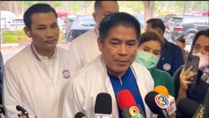 "ธรรมนัส" รับชาวเชียงใหม่เสียขวัญพายุทำถอยไม่รอ "ลุงป้อม" ไม่เชื่อโพลหลุด 10 อันดับนั่งนายกฯ