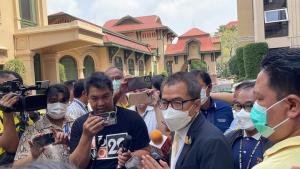 กกต.แจ้ง "วิษณุ" ม.169 ห้ามใช้ทรัพยากรรัฐเอื้อเลือกตั้ง ปัดตกลงวันกาบัตรชี้ครม.-ปชช.รู้พร้อมกัน