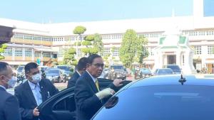 “บิ๊กตู่” ยันกองทัพเปิดฟรีทุกพรรคหาเสียง แยกสัมพันธ์เหล่าทัพ-การเมืองเป็นผู้ใหญ่แล้วไม่ต้องสอน