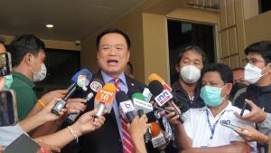 “อนุทิน” ปัดดีลจัดตั้งรัฐบาล ร่วม พท.- พปชร.ให้รอผลเลือกตั้งชัด บอกกินข้าวร่วม “ลุงป้อม” ไม่แปลก ไม่ได้กินข้ามฟาก