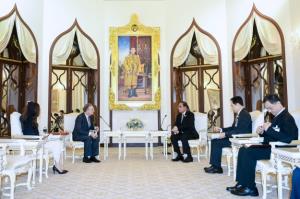 นายกฯ ถกทูตสเปน กระชับความสัมพันธ์และผลักดันความร่วมมือในหลายด้าน