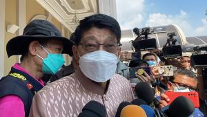 วิษณุ เผย เลื่อนประชุม ครม.4 เม.ย.เป็นช่วงบ่าย เปิดโอกาส รมต.ไปสมัคร ส.ส. บัญชีรายชื่อ