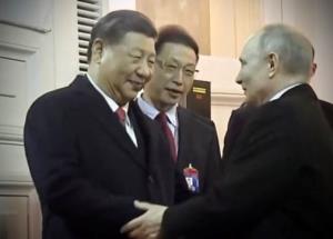เปโตรหยวนแจ้งเกิดที่มอสโก