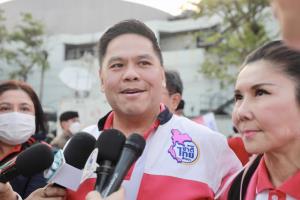 “วราวุธ” เผยยังไม่มีขั้วไหนทาบทาม ตั้งรัฐบาล จับเบอร์ได้เลขอะไร ก็ดีทั้งนั้น ขอให้เป็นเลขที่คนเทคะแนนให้