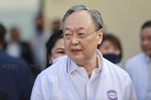 “สนธิรัตน์” ค้านลดราคาน้ำมันไม่ปฏิรูปโครงสร้าง แต่ยอมรับมติพรรค แนะถามรายละเอียด “มิ่งขวัญ”