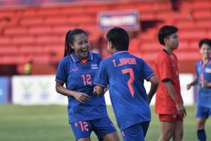 ชบาแก้ว ถล่ม สปป.ลาว 6-0 คว้าชัยสองนัดรวดบอลหญิงซีเกมส์