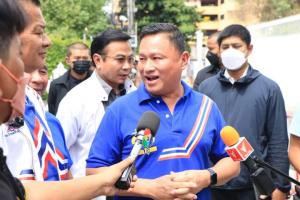 "เสธหิ" แจง รทสช.ไม่ใช่สถาบันการเงินลงทุนให้ผู้สมัคร-ไม่หนุนซื้อสิทธิ ผู้เสนอตัวรับใช้ ปชช.ต้องพร้อม