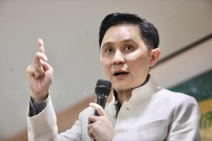 “ปานเทพ” ตั้งคำถาม เมื่อจะยังเดินหน้าแก้ ม.112 สมาชิกรัฐสภาคนไหนจะสนับสนุนพิธา เป็นนายกฯ ต่อไป
