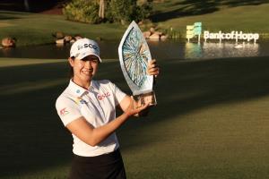 "ปาจรีย์" ชนะ "ฟุรุเอะ" 3&amp;1 คว้าแชมป์ LPGA สมัย 2