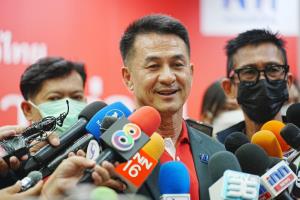 “ชลน่าน” ปัดดีลลับ ยัน“เศรษฐา”ดูบอลที่อังกฤษ เคยพูดไว้นานแล้ว ไปส่วนตัวไม่เกี่ยวพรรค