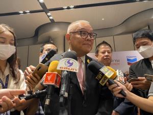 "สุพัฒนพงษ์" พร้อมชง กกต.ลดผลกระทบดีเซลหากราคาตลาดโลกพุ่ง