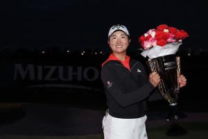 "โรส จาง" นักกอล์ฟคนแรกรอบ 72 ปี ประเดิมเล่นอาชีพคว้าแชมป์ LPGA