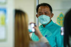 “ศรีสุวรรณ” ไม่เร่ง ขอ กกต.รอบคอบพิจารณาปมหุ้น “พิธา” ชี้ แม้โอนแล้วแต่ถ้าทำหลังสมัคร ส.ส.ความผิดสำเร็จแล้ว