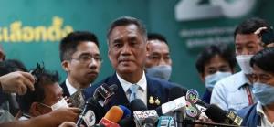 ปธ.กกต.ชี้ สอบปมหุ้นสื่อไม่ทำต้องแขวน “พิธา” ยันไม่หวั่นสังคมกดดัน