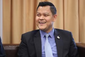 อย่าปลุกม็อบ! “ดร.แด๊ก” ขอทุกฝ่ายเคารพ กม.เชื่อ กกต.ทำตามหน้าที่ไร้การเมือง