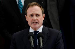 ปักกิ่งเดือด! โวย UK ละเมิดหลักการ 'จีนเดียว' หลังดอดพบปะรัฐมนตรีไต้หวัน
