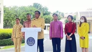 ‘บิ๊กตู่’ ยันจุดยืนไทยไม่เอียงข้างเมียนมา พร้อมเสนอลดการสู้รบ ปิดทางไปสู่ความอลหม่านในอนาคต