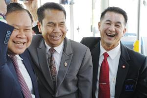 “พท.” เล็งเจรจาก้าวไกล ลดเงื่อนไข ปธ.สภา ก่อนวันโหวต เชื่อ ส.ส.ไม่ใช้เอกสิทธิ์สร้างปัญหา